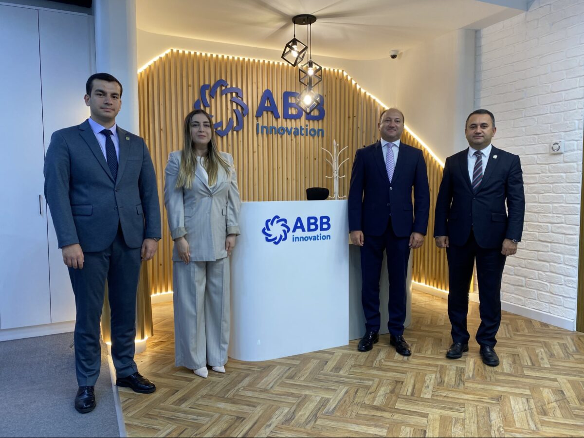 Təhsilin İnkişafı Fondunun nümayəndə heyəti ABB Tech Akademiyası və ABB İnnovasiyaMərkəzinin qonağı olub