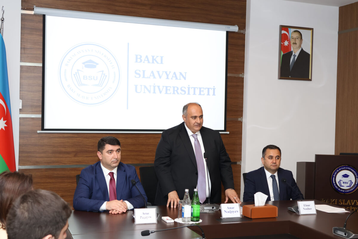 Bakı Slavyan Universitetində (BSU) “TəhsilPlus” kartı ilə bağlı müzakirə formatında görüş keçirilib