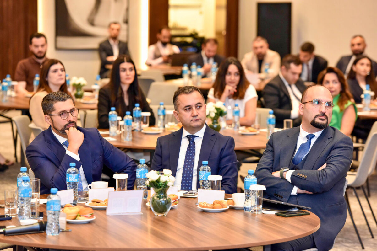 Qarabağ Dirçəliş Fondu işğaldan azad edilmiş ərazilərin bərpası üçün ianələrin cəlb edilməsi məqsədilə donor və tərəfdaşlarla görüş təşkil edib