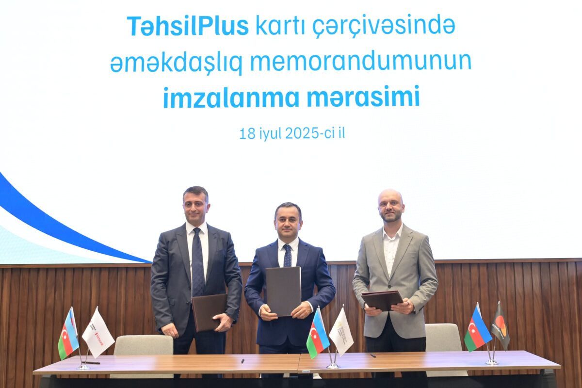 Təhsil işçiləri üçün güzəştli TəhsilPlus kartı ictimaiyyətə təqdim olunub