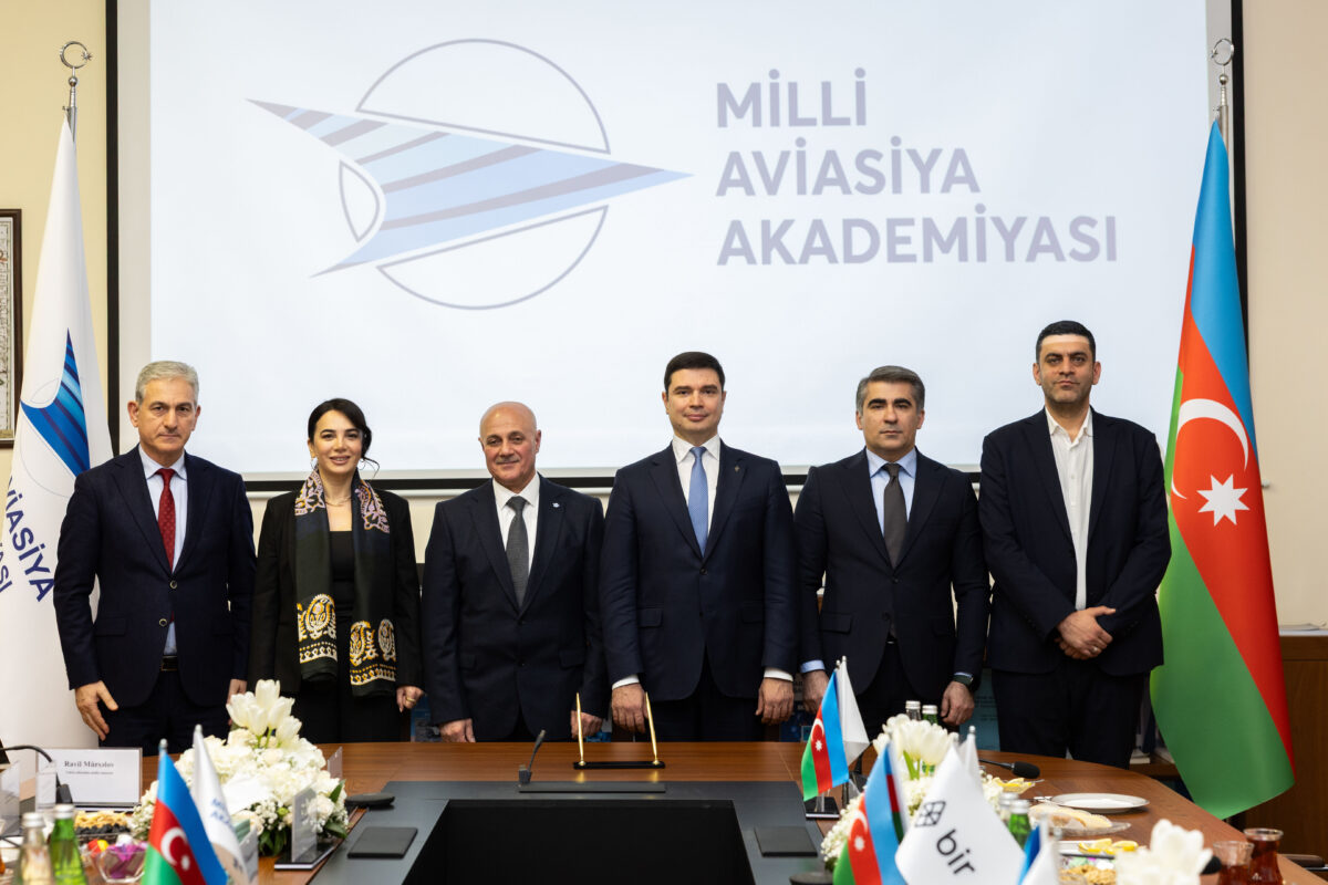 Təhsilin İnkişafı Fondu və Milli Aviasiya Akademiyası arasında əməkdaşlıq memorandumu imzalanıb